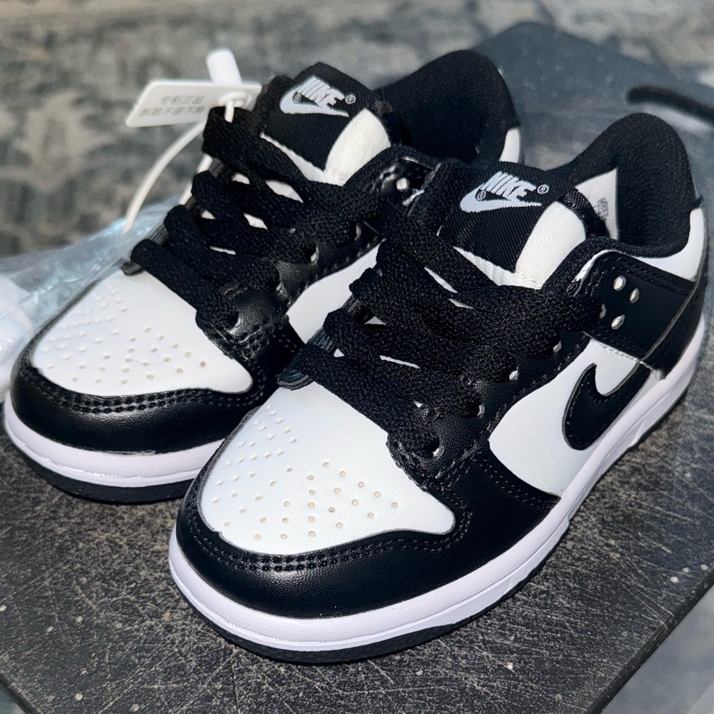 Nike Kids Black and White Dunk Low-Top Sneakers